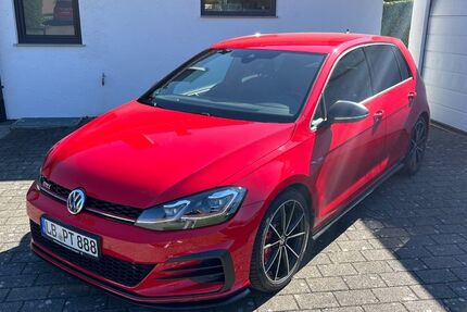 VW Golf 37.752 km 28.299 &euro; Ditzingen 71254