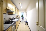 Großes modernisiertes EFH + EBK + Wintergarten + 3 Bäder mit 2 Stellplätzen vor dem Haus