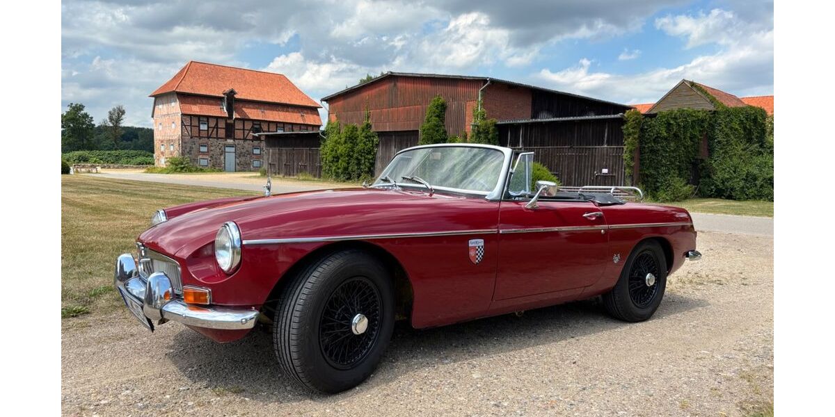 MG B 99.999 km 13.750 &euro; Woltersdorf 21516