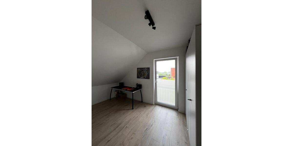 Dachgeschoßwohnung Ahaus - 3 Zimmer, 78 m&sup2;, 800&euro; | Angebot:26004360