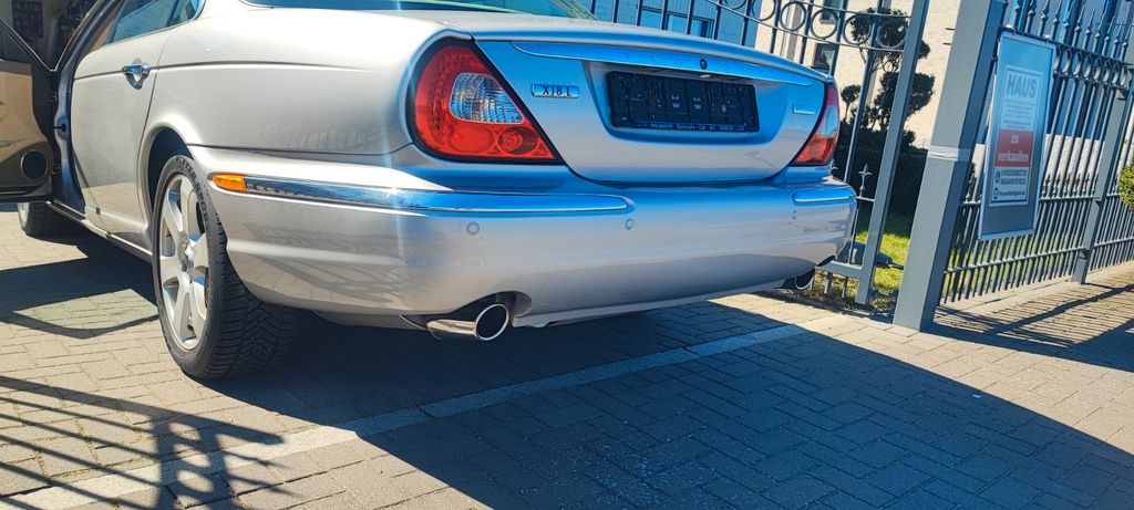 Jaguar XJ8 123.800 km 22.800 &euro; Schönberg 24147