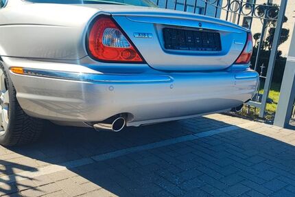 Jaguar XJ8 123.800 km 22.940 &euro; Schönberg 24147