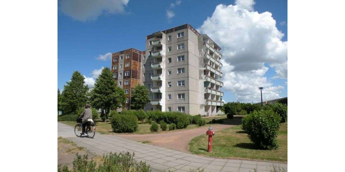 Wohnung zum Mieten in Stralsund 311,93 € 41.59 m² 2 zimmer