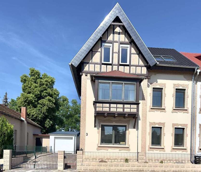 Haus zum Kaufen in Bad Lauchstädt 580.000 € 220 m²