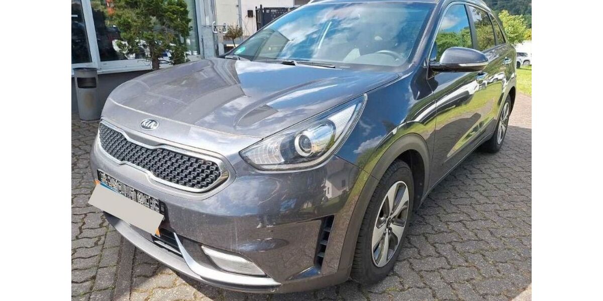 Kia Niro 129.000 km 13.200 &euro; Neuburg an der Donau 86633