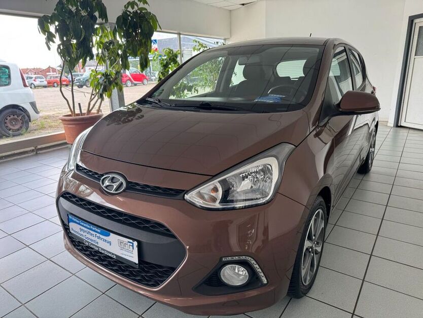 i10
