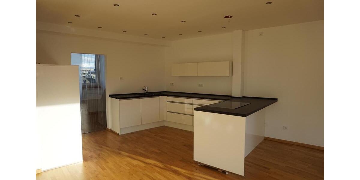 Dachgeschoßwohnung Trier - 2.5 Zimmer, 73 m&sup2;, 345.000&euro; | Angebot:27108682