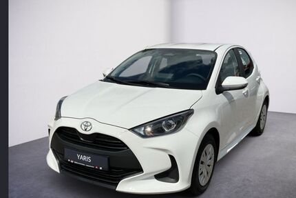 Toyota Yaris 5.000 km 22.490 &euro; Kaltenkirchen 24568