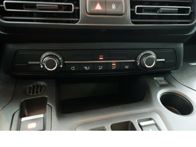 Berlingo e 136 Feel M Batteriezertifikat