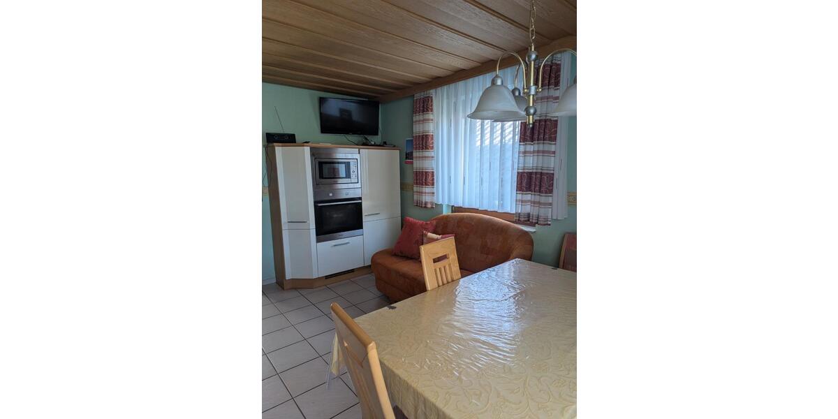 Doppelhaushälfte Ochsenfurt - 7 Zimmer, 196 m&sup2;, 540.000&euro; | Angebot:26297131