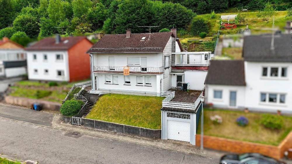 Einfamilienhaus Waldfischbach - 5 Zimmer, 151 m&sup2;, 219.000&euro; | Angebot:25802498