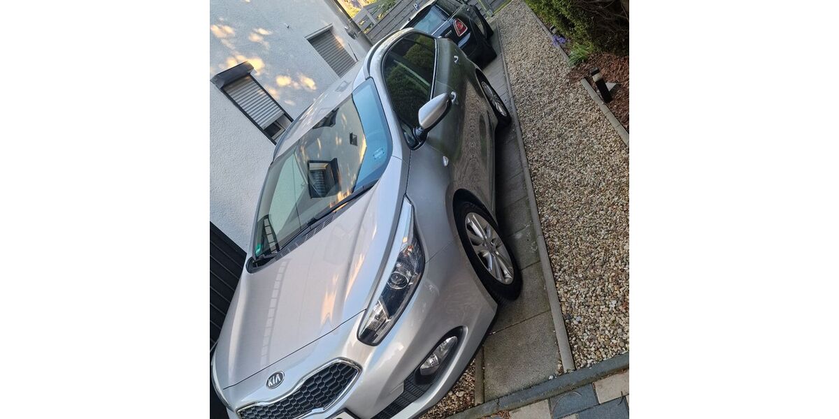 Kia ceed Sportswagon 99.650 km 7.200 &euro; Oberhausen 46147