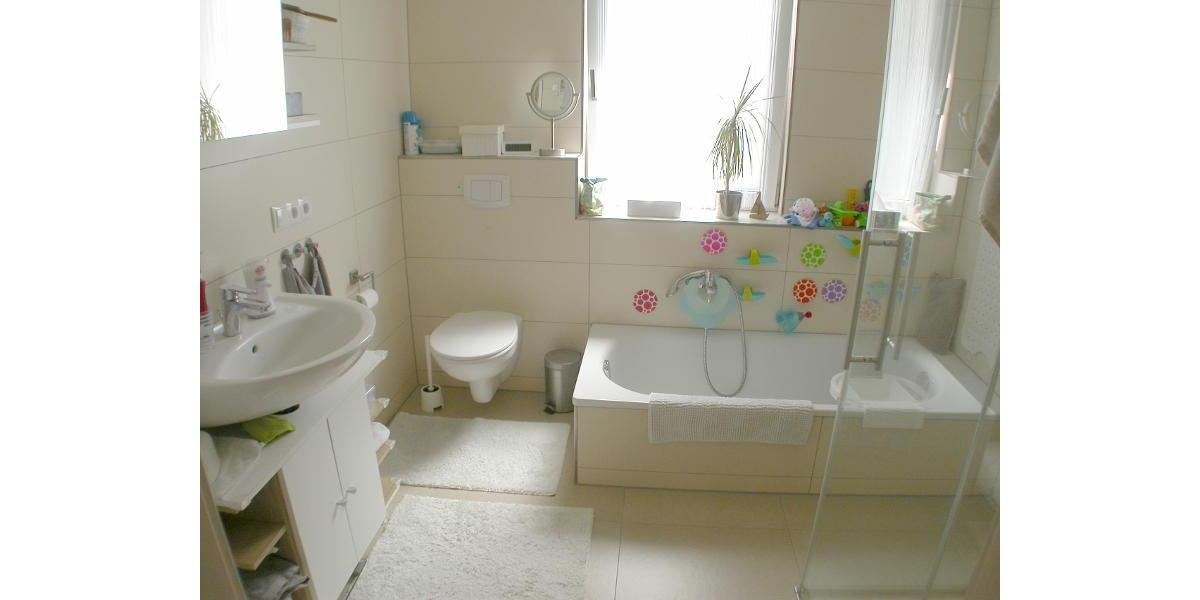 4 Zi. Erdgeschoss Wohnung mit Garten und 2 Stellplätzen - Etagenwohnung Höchstadt | Angebot:26802455
