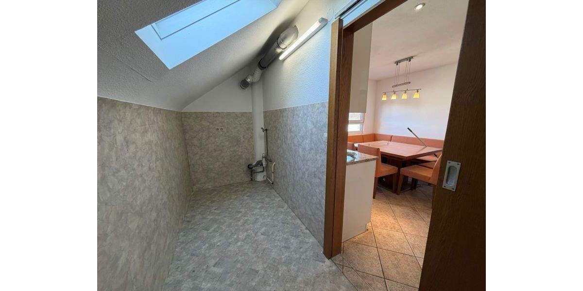 Etagenwohnung Wannweil - 4 Zimmer, 108 m&sup2;, 1.100&euro; | Angebot:24843858