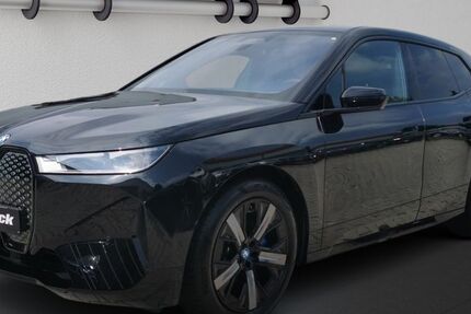 BMW iX 4.400 km 55.980 € Eggenfelden 84307