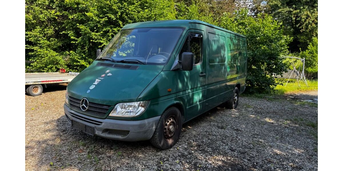 Mercedes-Benz Sprinter 129.920 km 5.600 &euro; Erndtebrück 57339