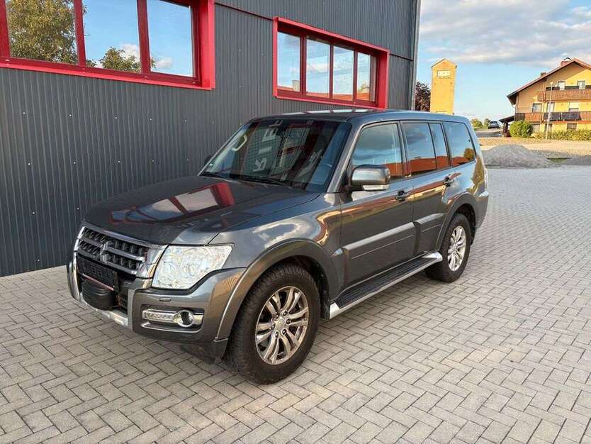 Mitsubishi Pajero 164.400 km 26.900 € Walderbach 93194