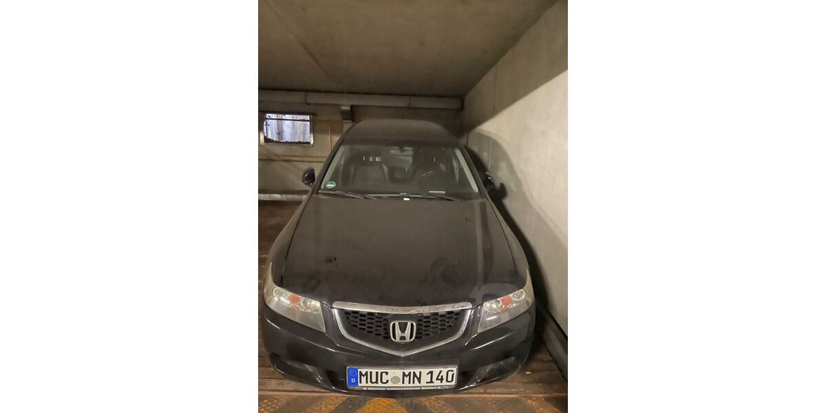 Honda Accord 281.000 km 2.000 &euro; München 80686