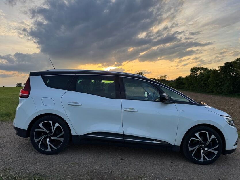 Renault Grand Scenic 97.000 km 17.950 € Rohrbach 85296