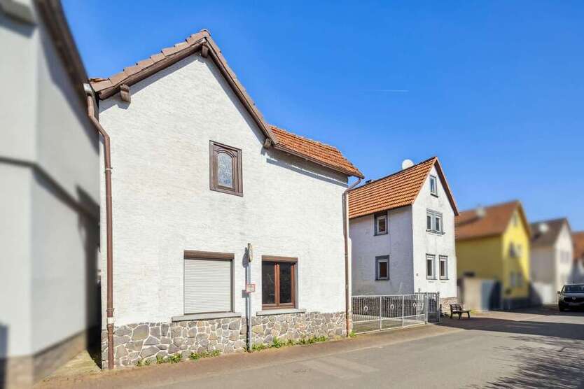 Haus zum Kaufen in Hungen-Langd 115.000 € 94 m²