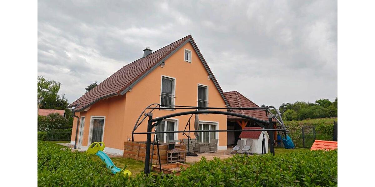 Einfamilienhaus Neumarkt in der Oberpfalz Altenhof - 5 Zimmer, 155 m&sup2;, 520.000&euro; | Angebot:27141165