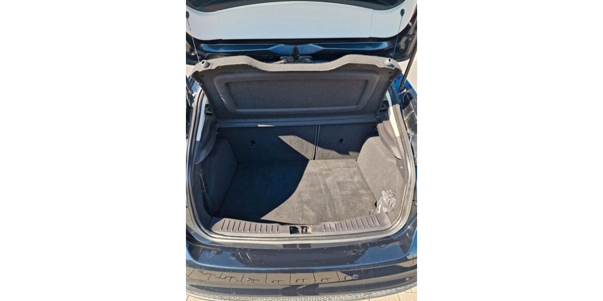 Ford Focus 196.000 km 6.400 € Höchberg 97204