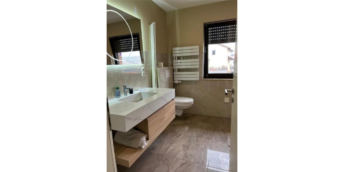 Doppelhaushälfte Würzburg Heuchelhof - 7 Zimmer, 200 m&sup2;, 699.000&euro; | Angebot:27001996