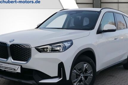 BMW iX1 1.500 km 41.890 &euro; Magdeburg 39108