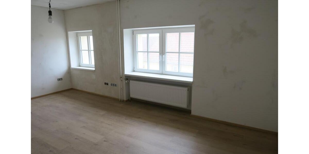 Einfamilienhaus Tawern - 9 Zimmer, 192 m&sup2;, 1.985&euro; | Angebot:25894625