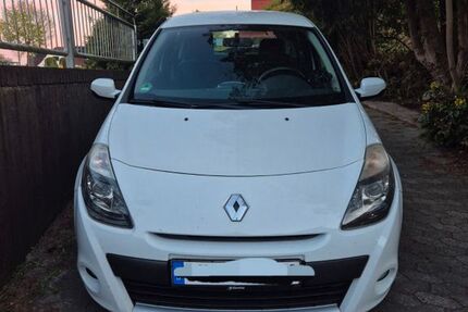 Renault Clio 127.000 km 3.000 &euro; Hambergen 27729
