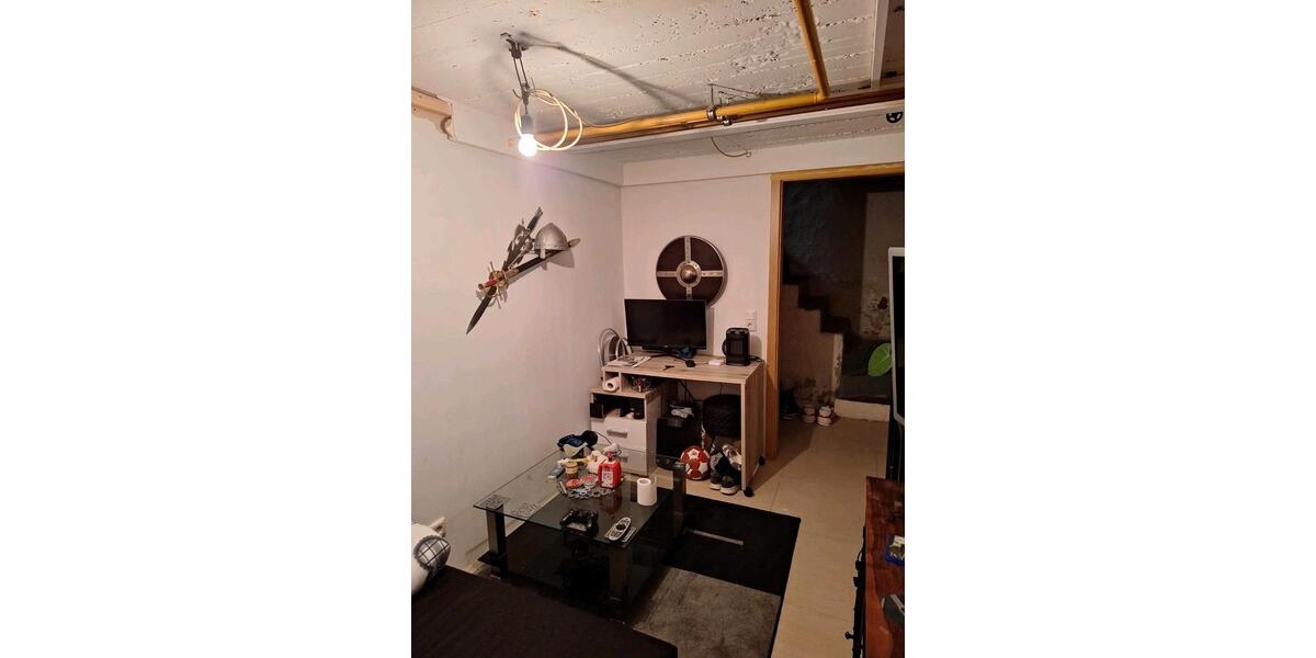 Doppelhaushälte Zentral aber ruhig gelegen 3 zimmer