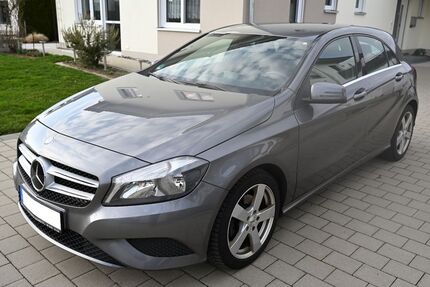 Mercedes-Benz A 200 229.041 km 7.300 &euro; Oberopfingen 88457