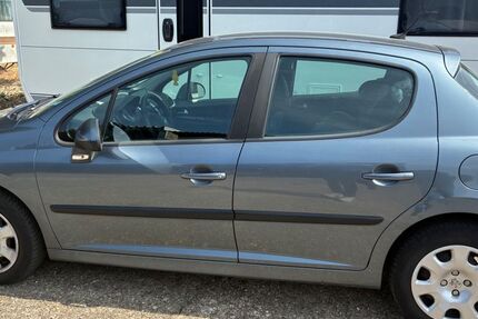 Peugeot 207 188.500 km 900 &euro; Stolberg 52223