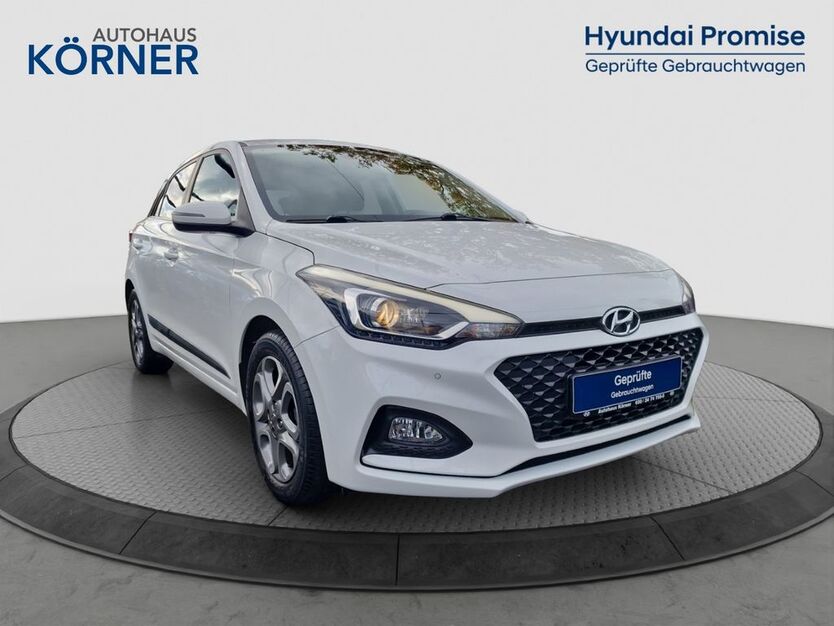 Hyundai i20 65.100 km 11.900 € Berlin 12683
