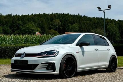 VW Golf 110.000 km 18.999 &euro; Pfullendorf 88630