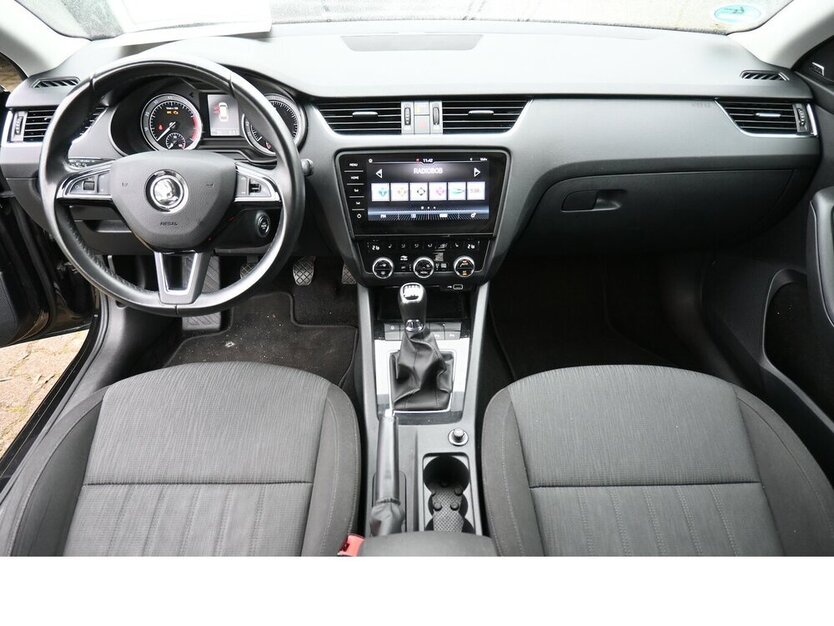 Octavia 1.5 TSI Combi *Style* Navi LED DAB 17Alu