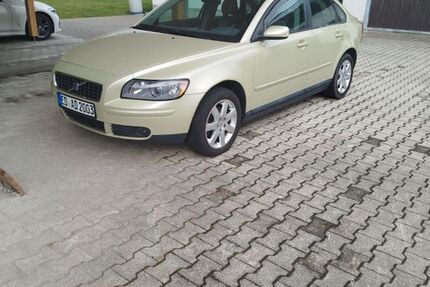 Volvo S40 275.000 km 1.300 &euro; Grucking 85447