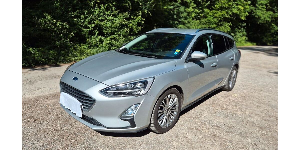 Ford Focus 85.300 km 15.300 &euro; Ofterdingen 72131