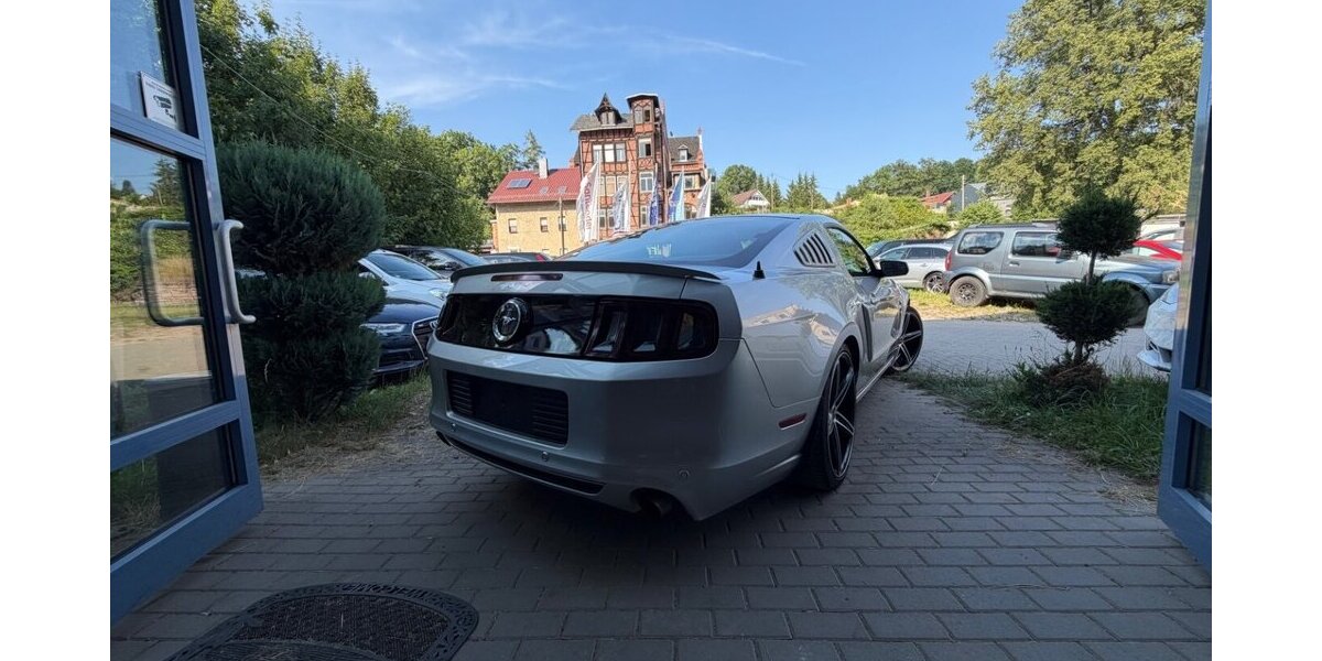 Ford Mustang 3,7 LED LEDER 130.000 km 16.999 &euro; Rudolstadt 07407