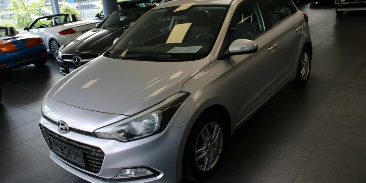 Hyundai i20 1.0 - Klima - 111.957 km 8.980 &euro; Euskirchen 53881