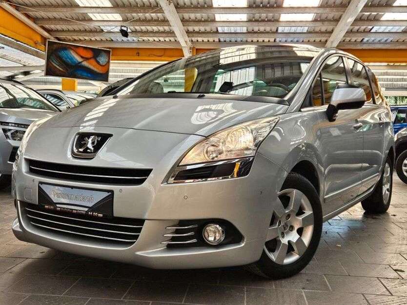 Peugeot 5008 109.500 km 6.995 € Heide 25746