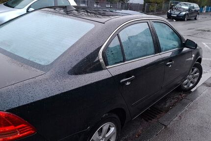 Kia Magentis 184.256 km 800 &euro; Iserlohn 58636