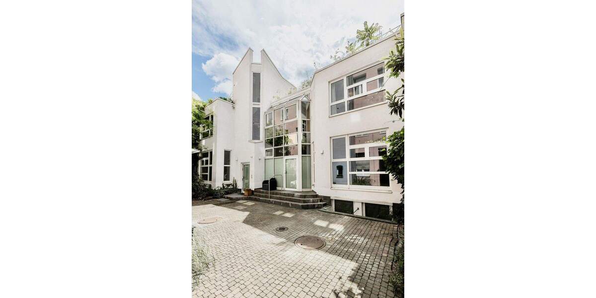 Großzügige 4-Zi-ETW mit privater Sauna & Dachterrasse - bezugsfertig und provisionsfrei 4 zimmer