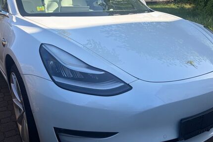 Tesla Model 3 173.600 km 21.900 &euro; Seligenstadt 63500