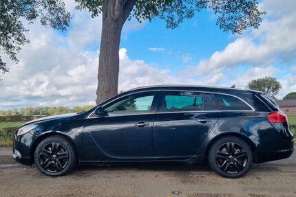 Opel Insignia 323.000 km 3.499 € Rees 46459