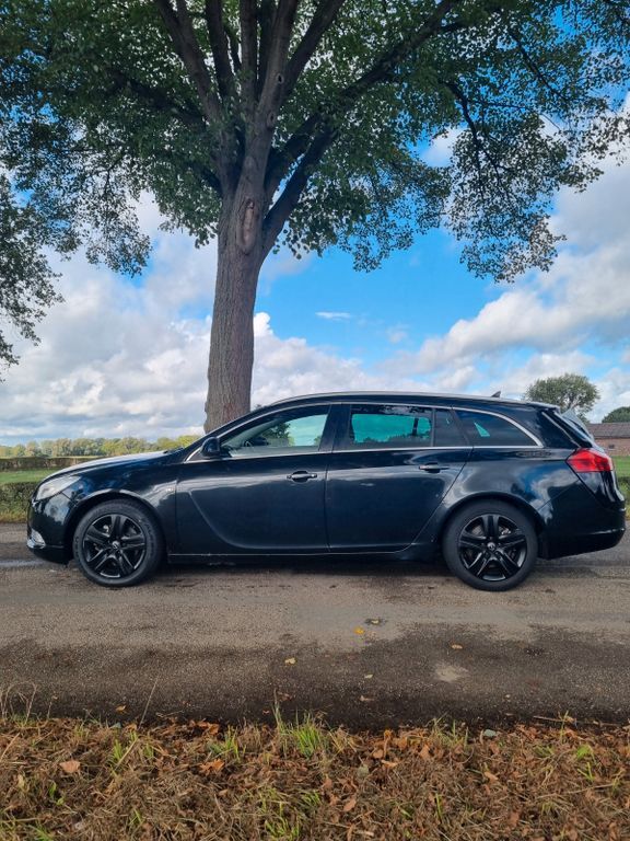 Opel Insignia 323.000 km 3.499 € Rees 46459