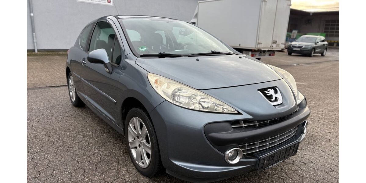 Peugeot 207 124.350 km 2.950 &euro; Bornheim 53332