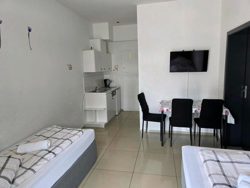 1-Zimmer Wohnung zu vermieten zimmer