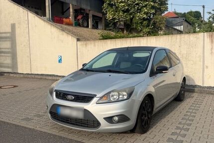 Ford Focus 190.000 km 2.700 &euro; Menningen 54310