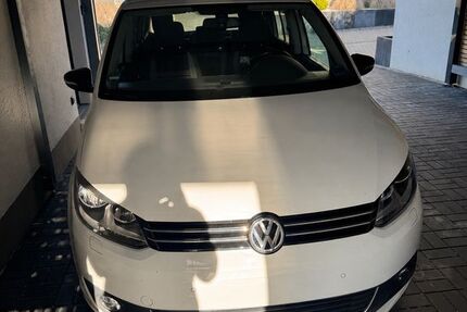 VW Touran 137.000 km 12.399 &euro; Wolfsburg 38442